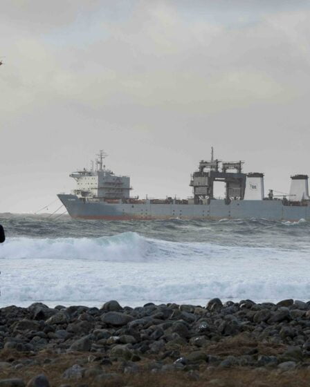 Navire en détresse - cinq évacués 8 Navire en détresse - cinq évacués - 7