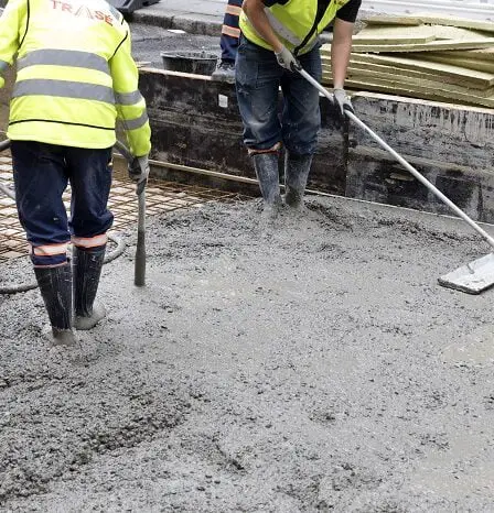 Les exigences en matière d'éducation disqualifient les travailleurs de la construction expérimentés 14 Les exigences en matière d'éducation disqualifient les travailleurs de la construction expérimentés - 13