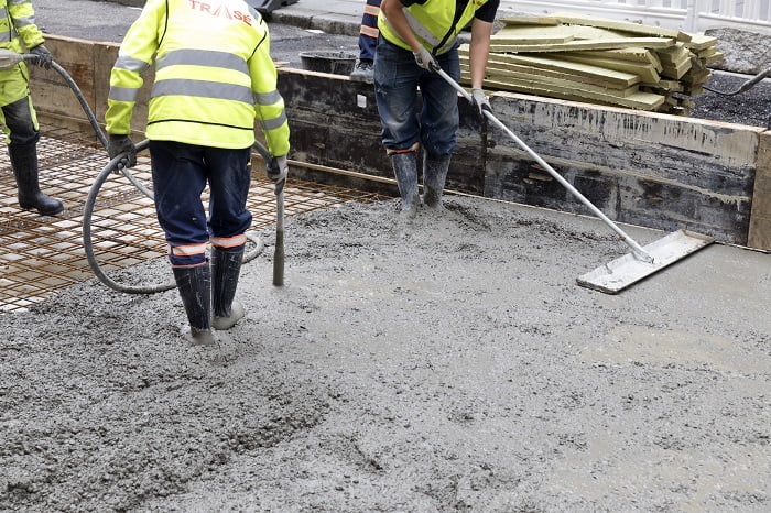 Les exigences en matière d'éducation disqualifient les travailleurs de la construction expérimentés 4 Les exigences en matière d'éducation disqualifient les travailleurs de la construction expérimentés - 3