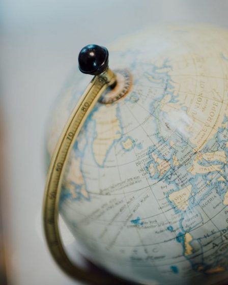 Médias internationaux : un changement de gouvernement en Norvège entraînera-t-il un abandon du pétrole ? 13 Médias internationaux : un changement de gouvernement en Norvège entraînera-t-il un abandon du pétrole ? - 12