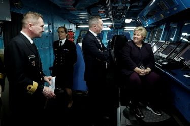 Solberg visite un navire norvégien de l'OTAN - 18
