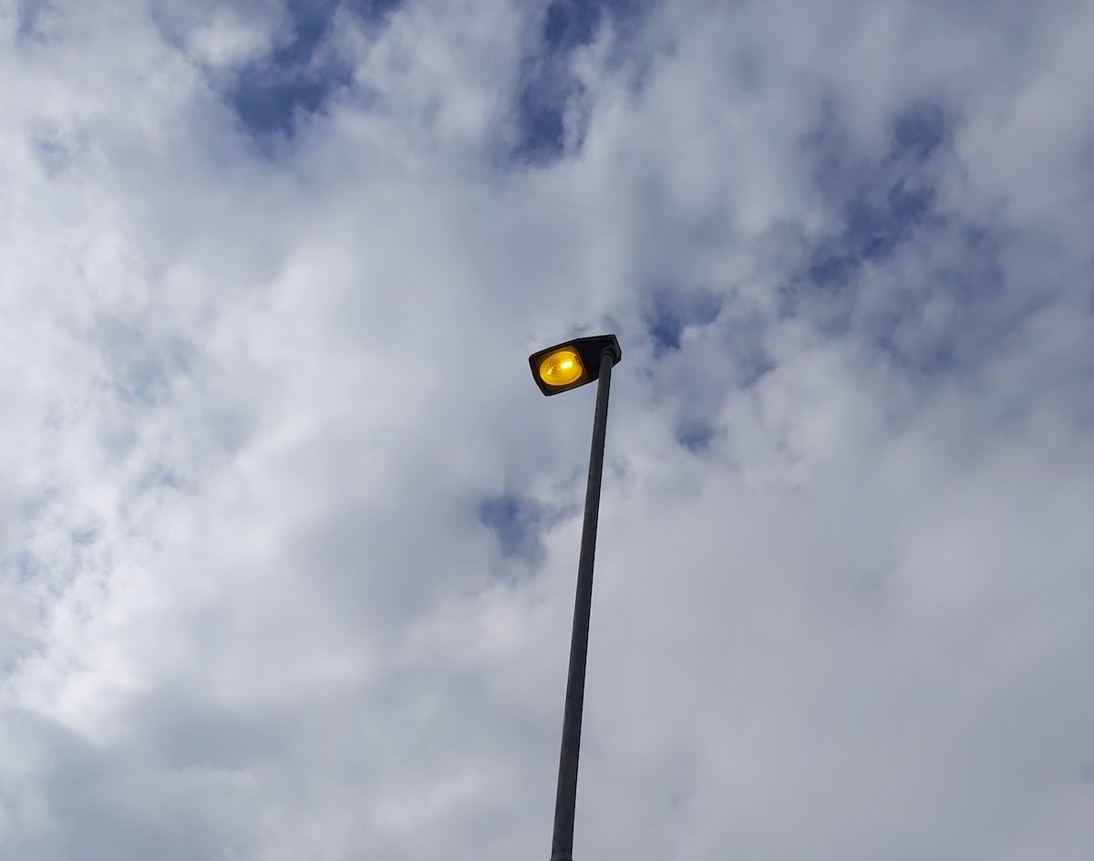 Pourquoi Bergen laisse les lampadaires allumés pendant la journée ? 6 Pourquoi Bergen laisse les lampadaires allumés pendant la journée ? - 5