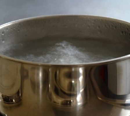 62 municipalités norvégiennes ont introduit des ordonnances d'ébullition de l'eau au cours des dix-huit derniers mois 10 62 municipalités norvégiennes ont introduit des ordonnances d'ébullition de l'eau au cours des dix-huit derniers mois - 9