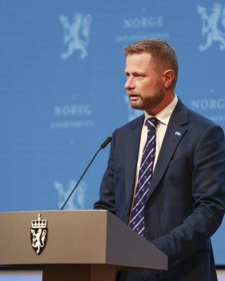 Le gouvernement norvégien prévoit d'offrir des vaccins corona aux jeunes de 16 et 17 ans, décision finale en septembre 20 Le gouvernement norvégien prévoit d'offrir des vaccins corona aux jeunes de 16 et 17 ans, décision finale en septembre - 19