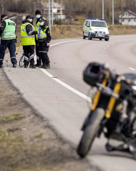 Une personne transportée à l'hôpital d'Arendal après un accident de moto à Froland 5 Une personne transportée à l'hôpital d'Arendal après un accident de moto à Froland - 4