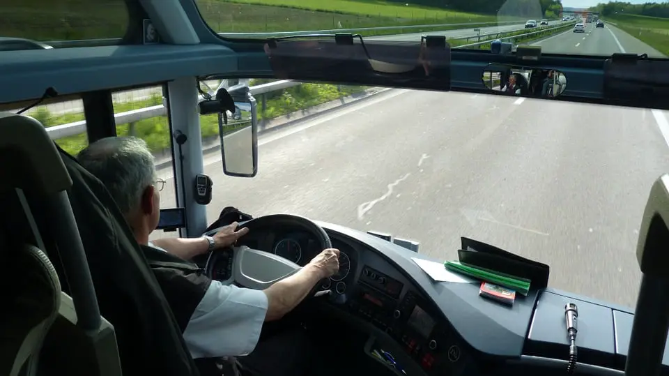 Plus de passagers en bus - La Norvège aujourd'hui 4 Plus de passagers en bus - La Norvège aujourd'hui - 3