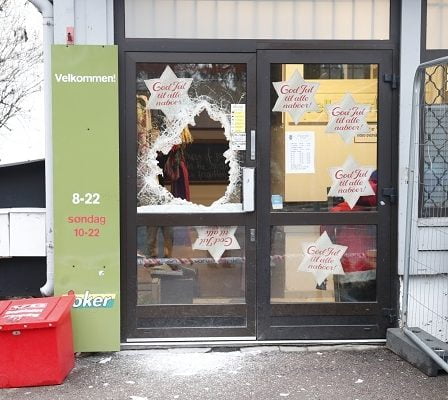 Deux personnes arrêtées après le braquage du magasin Joker à Oslo 20 Deux personnes arrêtées après le braquage du magasin Joker à Oslo - 19