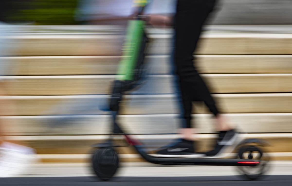 Un homme grièvement blessé dans un accident de scooter électrique à Oslo 4 Un homme grièvement blessé dans un accident de scooter électrique à Oslo - 3