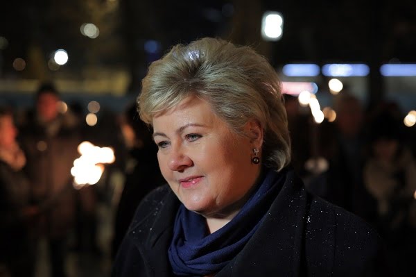 Erna Solberg change son discours du Nouvel An après le suicide d'Ari Behn 4 Erna Solberg change son discours du Nouvel An après le suicide d'Ari Behn - 3