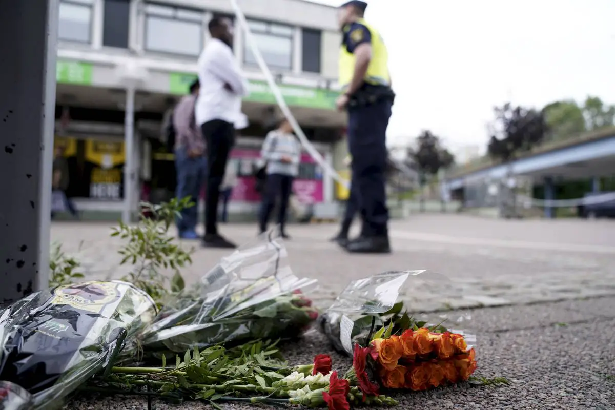 Plus de 200 personnes interrogées à Göteborg après qu'un policier a été abattu - 3