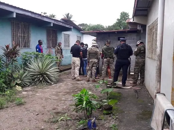 Victimes norvégiennes de retour du Panama 4 Victimes norvégiennes de retour du Panama - 3