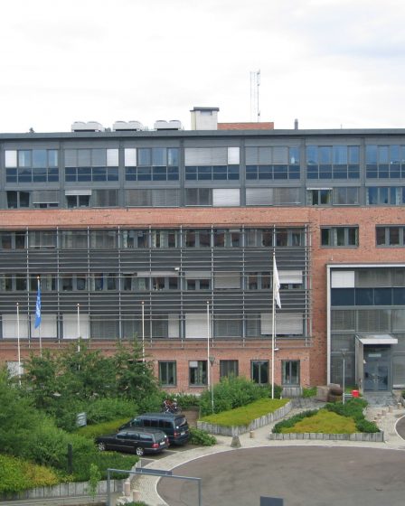 Une caisse de fumier envoyée au groupe de caisses froides à Kripos 8 Une caisse de fumier envoyée au groupe de caisses froides à Kripos - 7