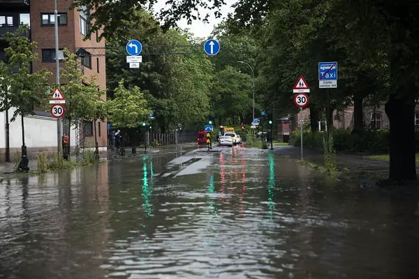 La pluie et la grêle ont donné un nouveau record de précipitations à Oslo 6 La pluie et la grêle ont donné un nouveau record de précipitations à Oslo - 5