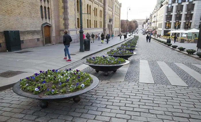 Le gouvernement demande aux Norvégiens de rester plus éloignés les uns des autres 4 Le gouvernement demande aux Norvégiens de rester plus éloignés les uns des autres - 3