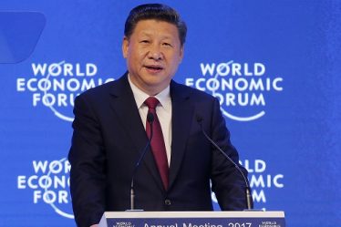 Le président chinois défend la mondialisation à Davos - 18