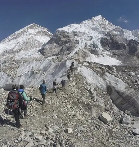 Le mont Everest sera à nouveau mesuré 2 Le mont Everest sera à nouveau mesuré - 1
