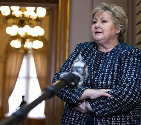 Les bijoux doivent être retirés pour que les mains soient aussi propres que possible 29 Les bijoux doivent être retirés pour que les mains soient aussi propres que possible - 28