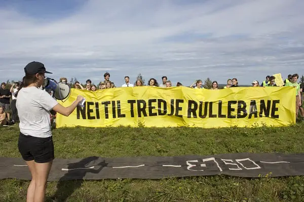 Manifestation contre une troisième piste à Gardermoen 6 Manifestation contre une troisième piste à Gardermoen - 5