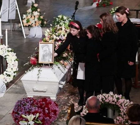 Maud Angelica Behn récompensée pour son ouverture sur le suicide 5 Maud Angelica Behn récompensée pour son ouverture sur le suicide - 4