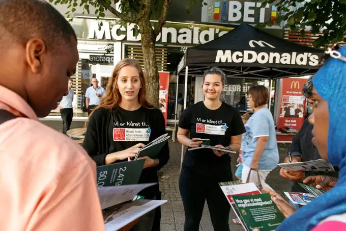 Le McDonald's norvégien reçoit un prix honorifique pour l'inclusion et la diversité 4 Le McDonald's norvégien reçoit un prix honorifique pour l'inclusion et la diversité - 3