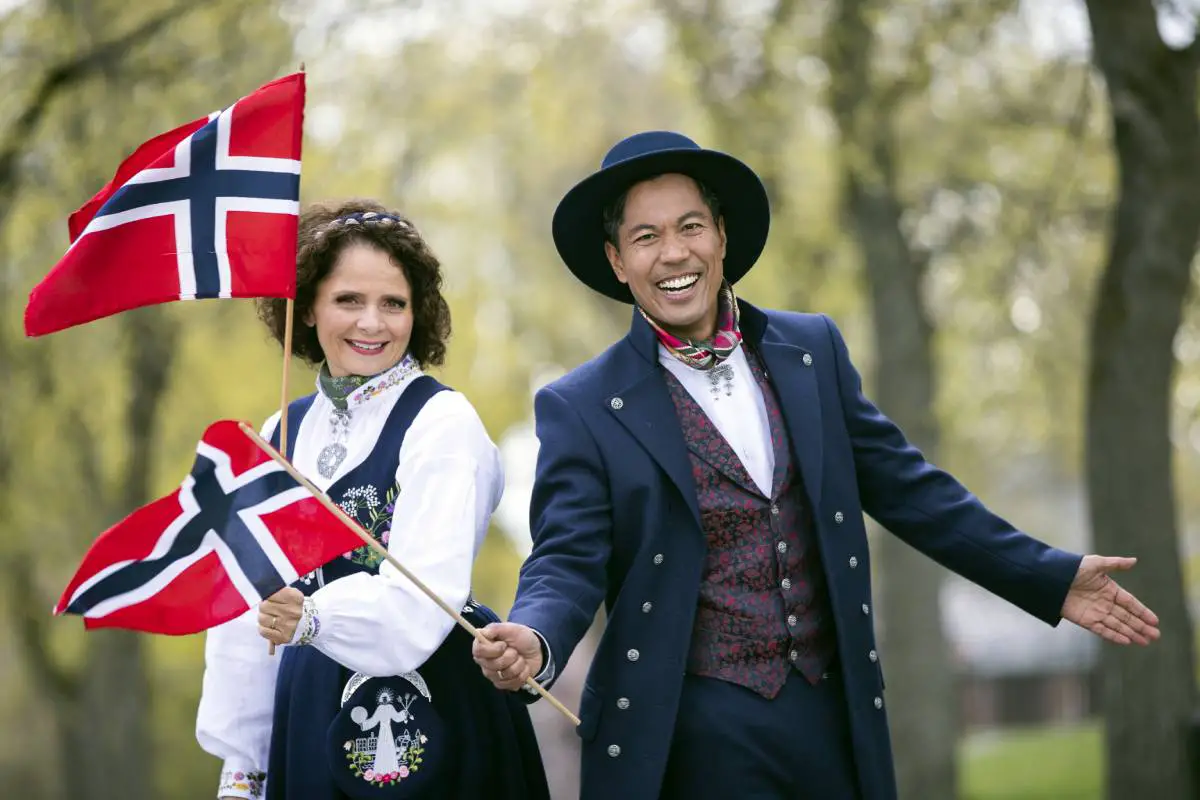 Hanche, Hanche, Hurra ? La Norvège se prépare pour une autre ère COVID 17 Mai 10 Hanche, Hanche, Hurra ? La Norvège se prépare pour une autre ère COVID 17 Mai - 9