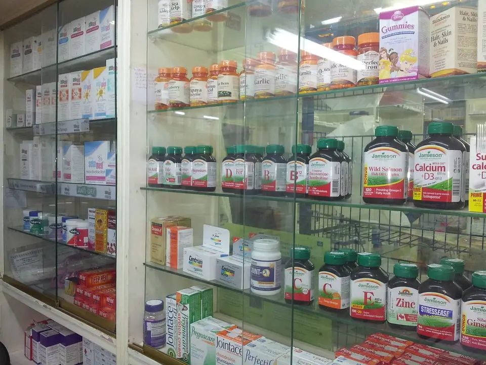 Les pharmacies en ligne arrivent 8 Les pharmacies en ligne arrivent - 7