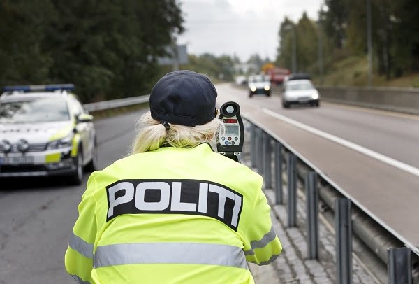 Police avec plus de saisies de permis de conduire au cours des semaines de contrôle que l'année dernière 6 Police avec plus de saisies de permis de conduire au cours des semaines de contrôle que l'année dernière - 5
