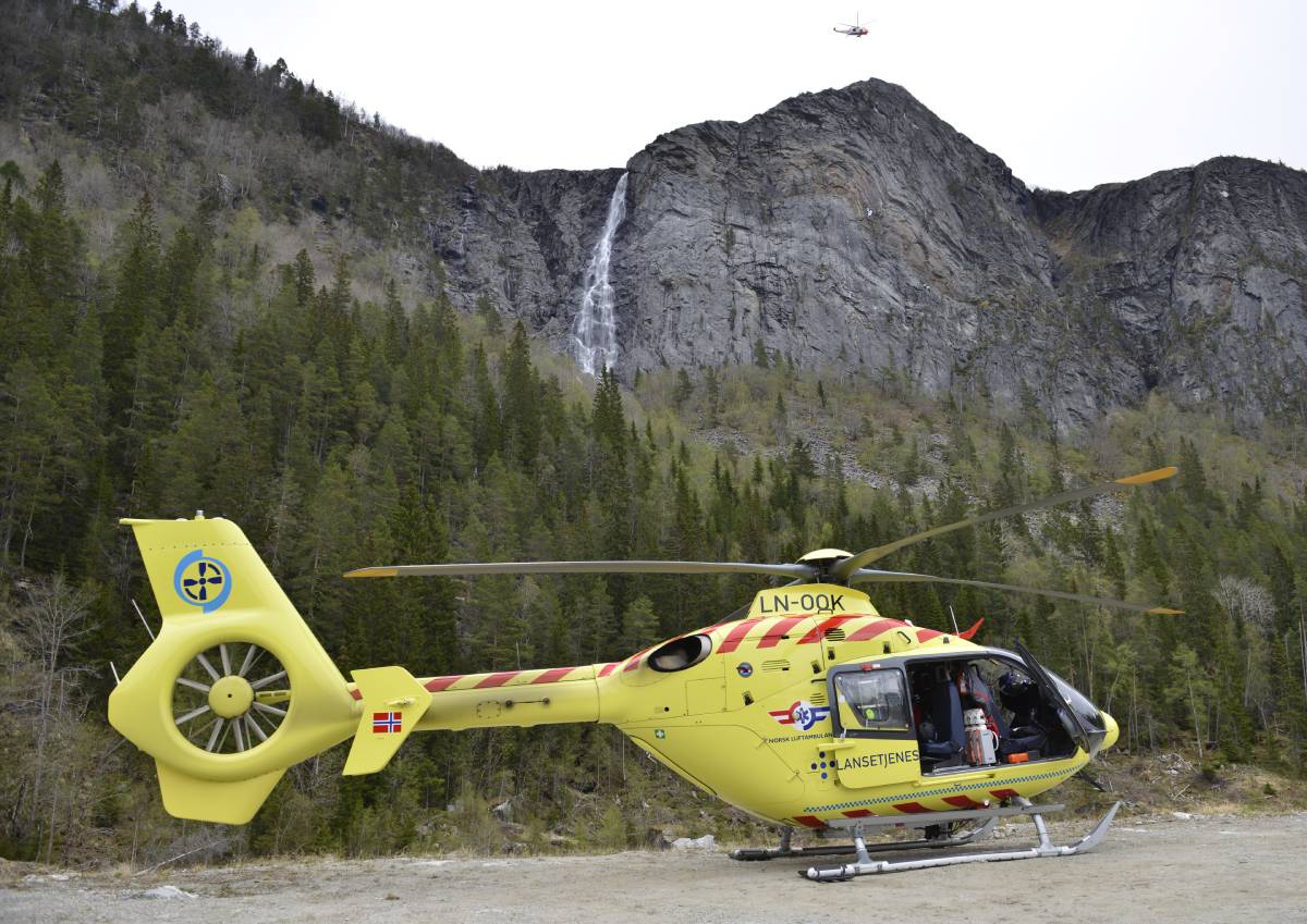 Un base jumper disparu retrouvé mort à Loen 4 Un base jumper disparu retrouvé mort à Loen - 3