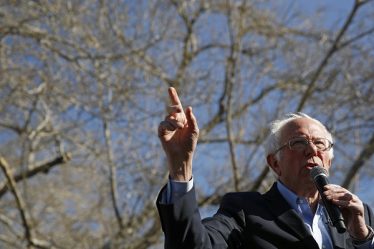 Sanders est le plus populaire au Parlement - 16