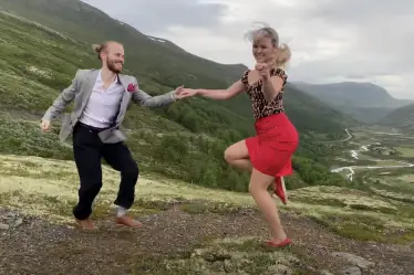 VIDÉOS : des champions du monde de danse offrent un spectacle spectaculaire dans les montagnes norvégiennes - 19