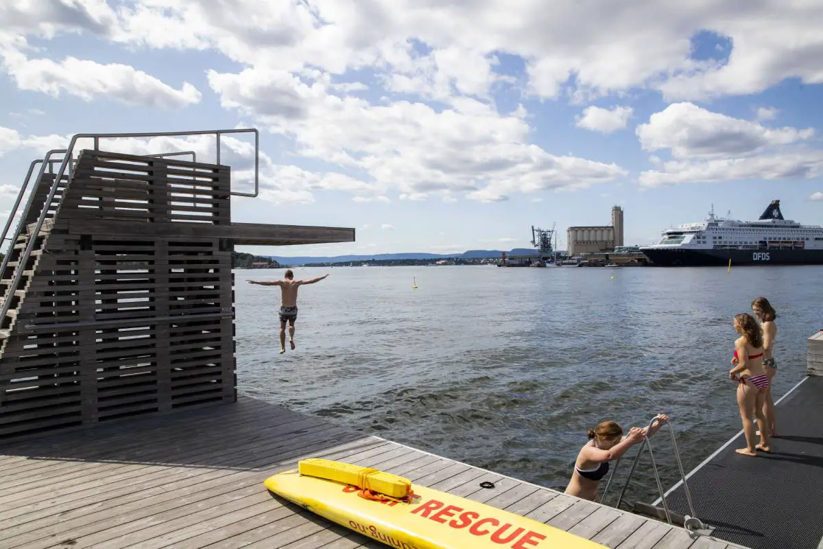 La météo estivale est là : Plus de 30 degrés enregistrés à plusieurs endroits à Trøndelag 4 La météo estivale est là : Plus de 30 degrés enregistrés à plusieurs endroits à Trøndelag - 3