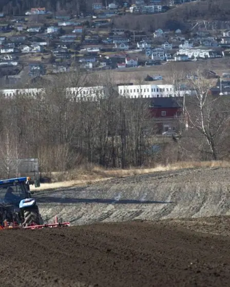 Une personne grièvement blessée dans un accident de la circulation avec un tracteur à Skjåk 29 Une personne grièvement blessée dans un accident de la circulation avec un tracteur à Skjåk - 28