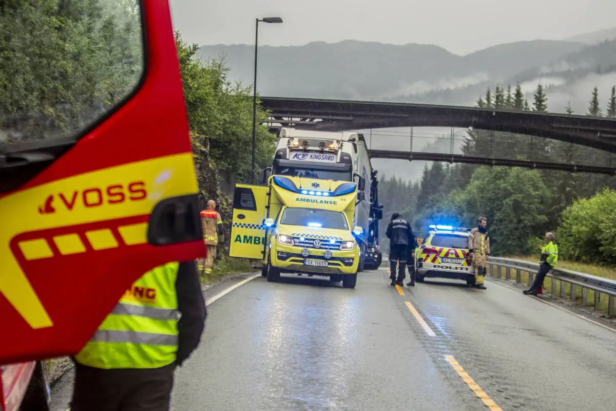 PHOTO : Un conducteur décède dans un accident de la circulation à Voss - 3