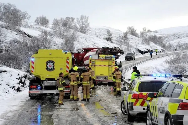 Trois hommes dans leurs 40-50 ans sont morts dans l'accident de la circulation à Oppdal 6 Trois hommes dans leurs 40-50 ans sont morts dans l'accident de la circulation à Oppdal - 5