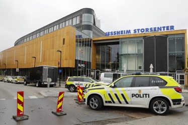 Un homme d'une vingtaine d'années inculpé d'alerte à la bombe contre un magasin à Jessheim Storsenter - 20
