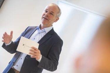 Un nombre record de réfugiés travaillant ou scolarisés - 8