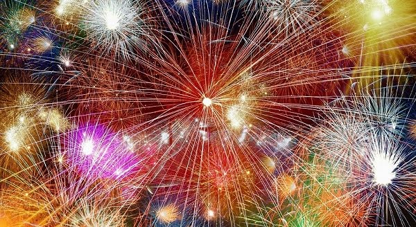 Le nombre de blessures causées par des feux d'artifice est en baisse - toujours important avec des précautions 4 Le nombre de blessures causées par des feux d'artifice est en baisse - toujours important avec des précautions - 3