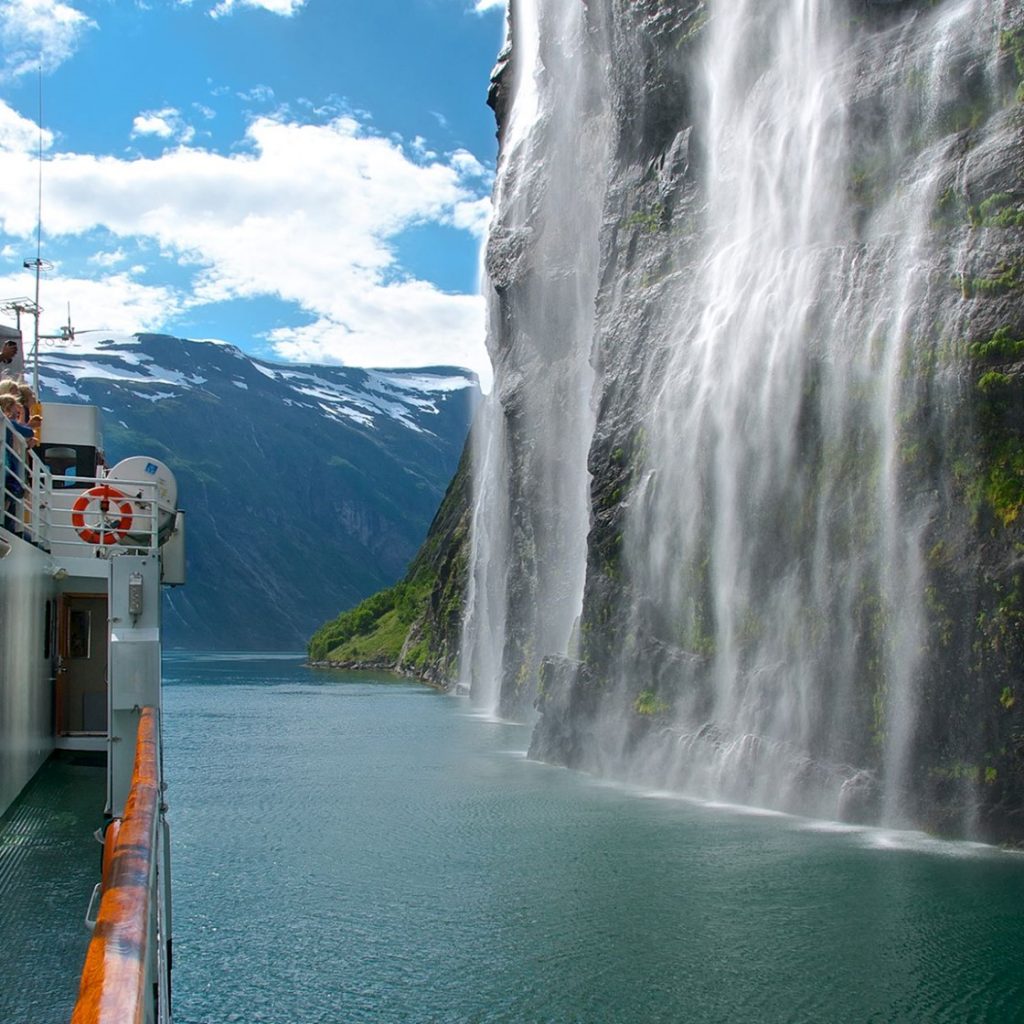Croisières en amoureux dans les Fjords norvégiens, un moment inoubliable. - 11