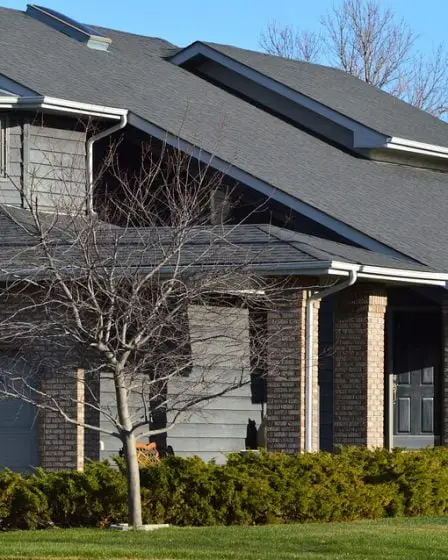Les prix des logements continuent d'augmenter 23 Les prix des logements continuent d'augmenter - 22