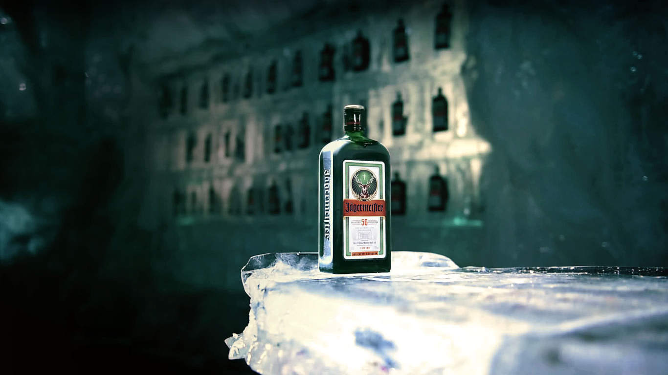 Jägermeister sur la mauvaise étagère depuis 40 ans 4 Jägermeister sur la mauvaise étagère depuis 40 ans - 3