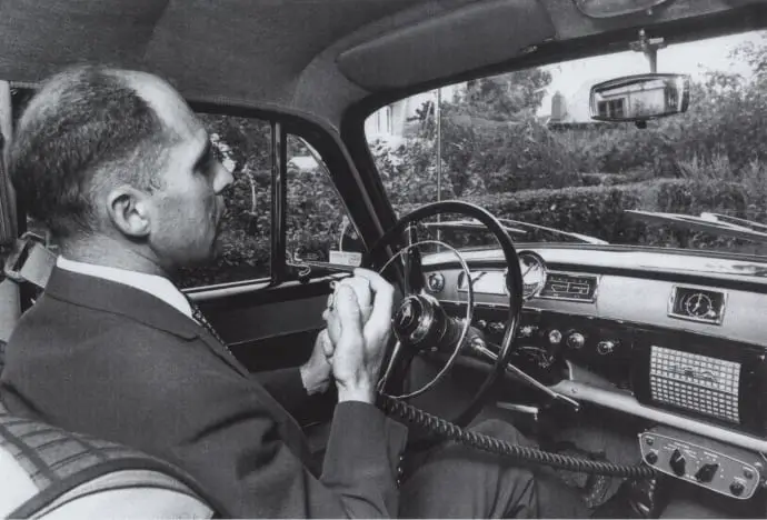 Le téléphone portable a 50 ans 8 Le téléphone portable a 50 ans - 7