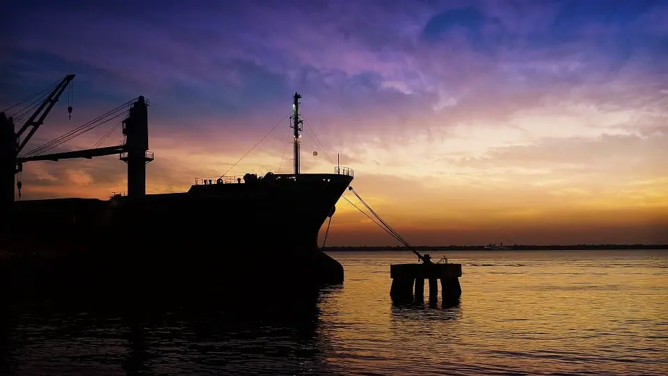 Les navires du monde doivent utiliser un carburant plus propre 4 Les navires du monde doivent utiliser un carburant plus propre - 3