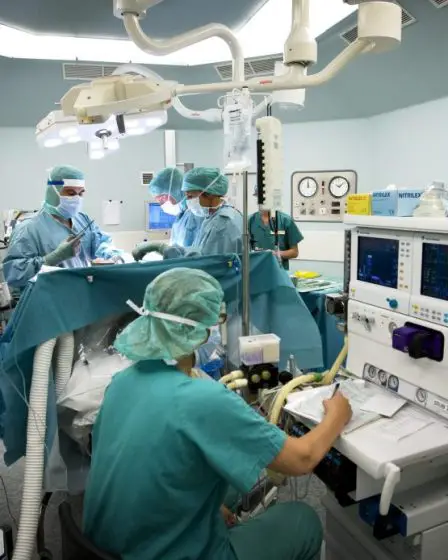 Plus de plaintes de patients et plus d'indemnités versées 17 Plus de plaintes de patients et plus d'indemnités versées - 16