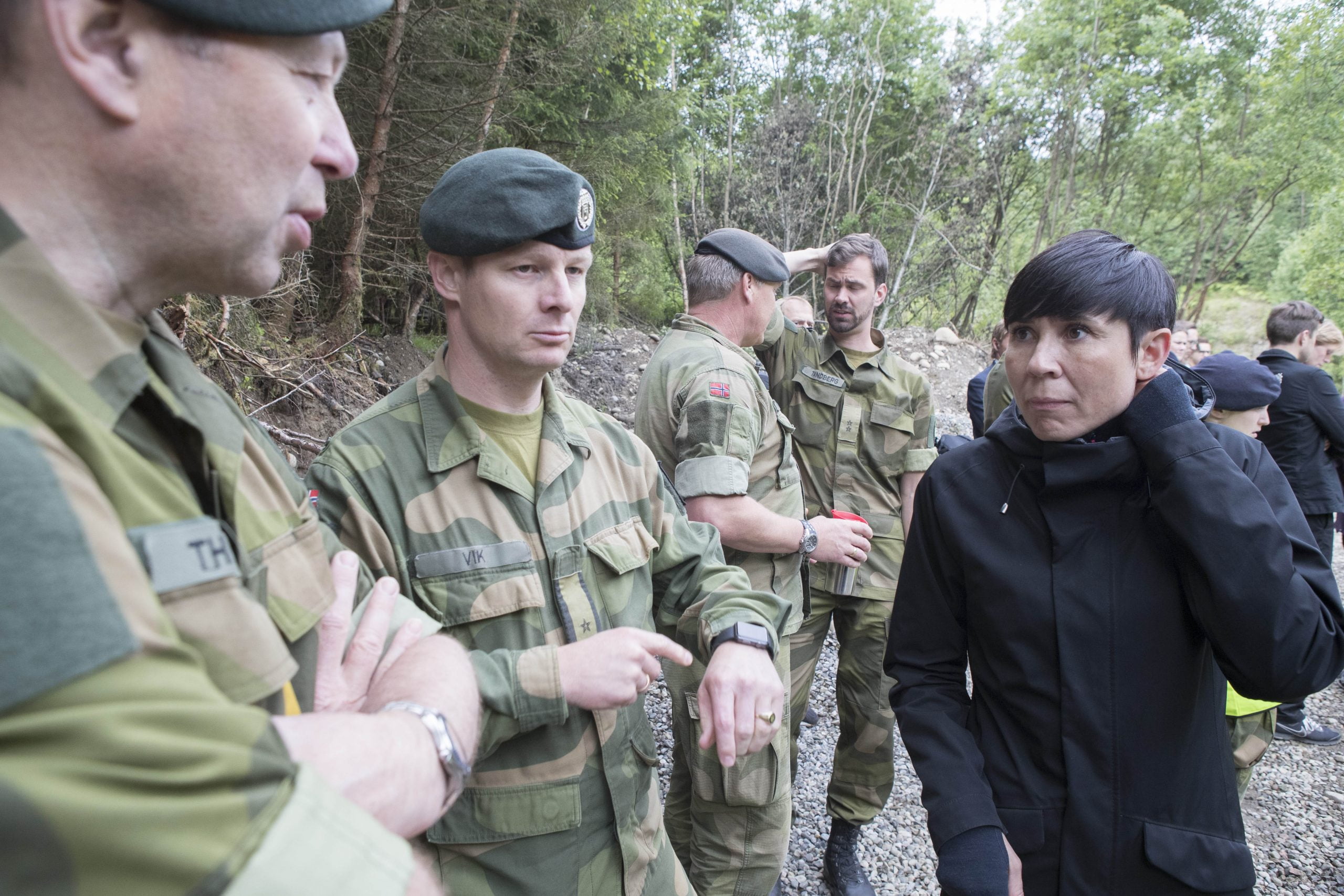 Le syndicat de la Défense met en garde contre la lutte contre les licenciements 4 Le syndicat de la Défense met en garde contre la lutte contre les licenciements - 3
