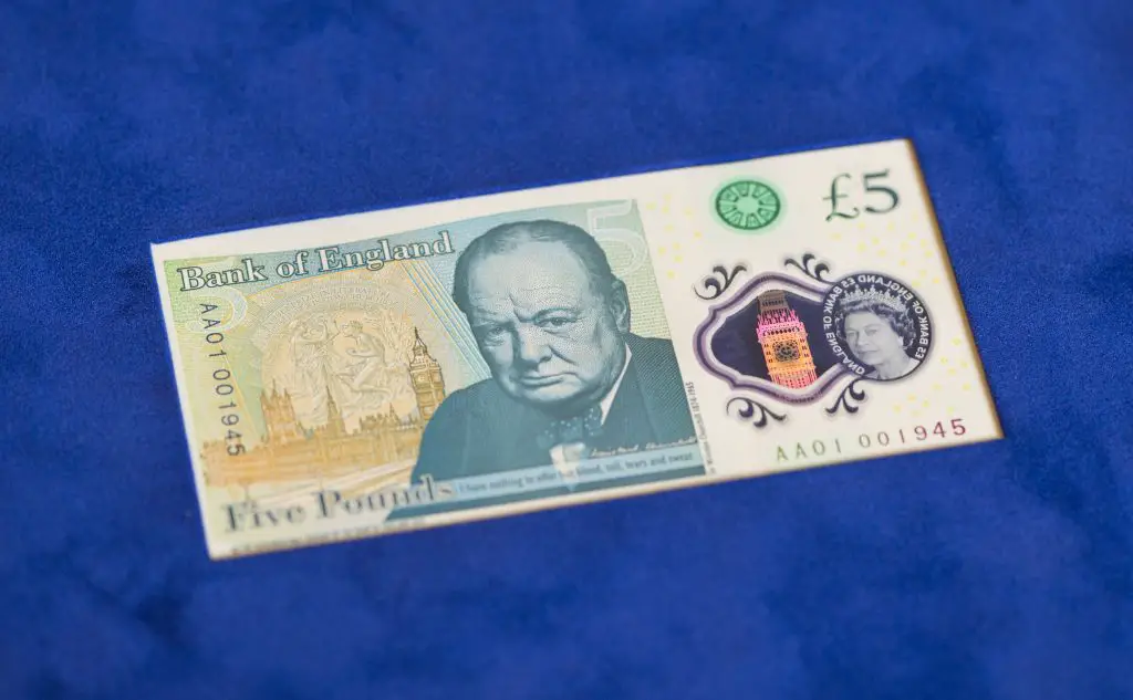 Un nouveau billet britannique en plastique mis en circulation 4 Un nouveau billet britannique en plastique mis en circulation - 3