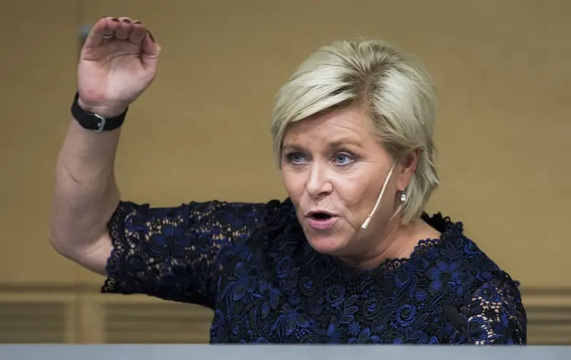 Siv Jensen : - Moins d'argent du fonds pétrolier pour les prochains budgets 4 Siv Jensen : - Moins d'argent du fonds pétrolier pour les prochains budgets - 3