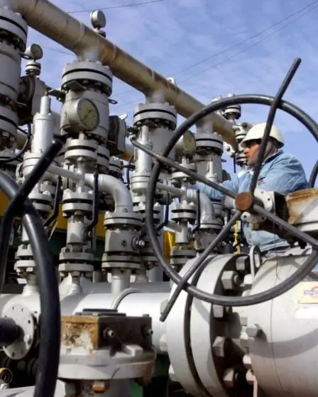 L'Iran estime que les prix du pétrole pourraient atteindre 55 dollars le baril 17 L'Iran estime que les prix du pétrole pourraient atteindre 55 dollars le baril - 16