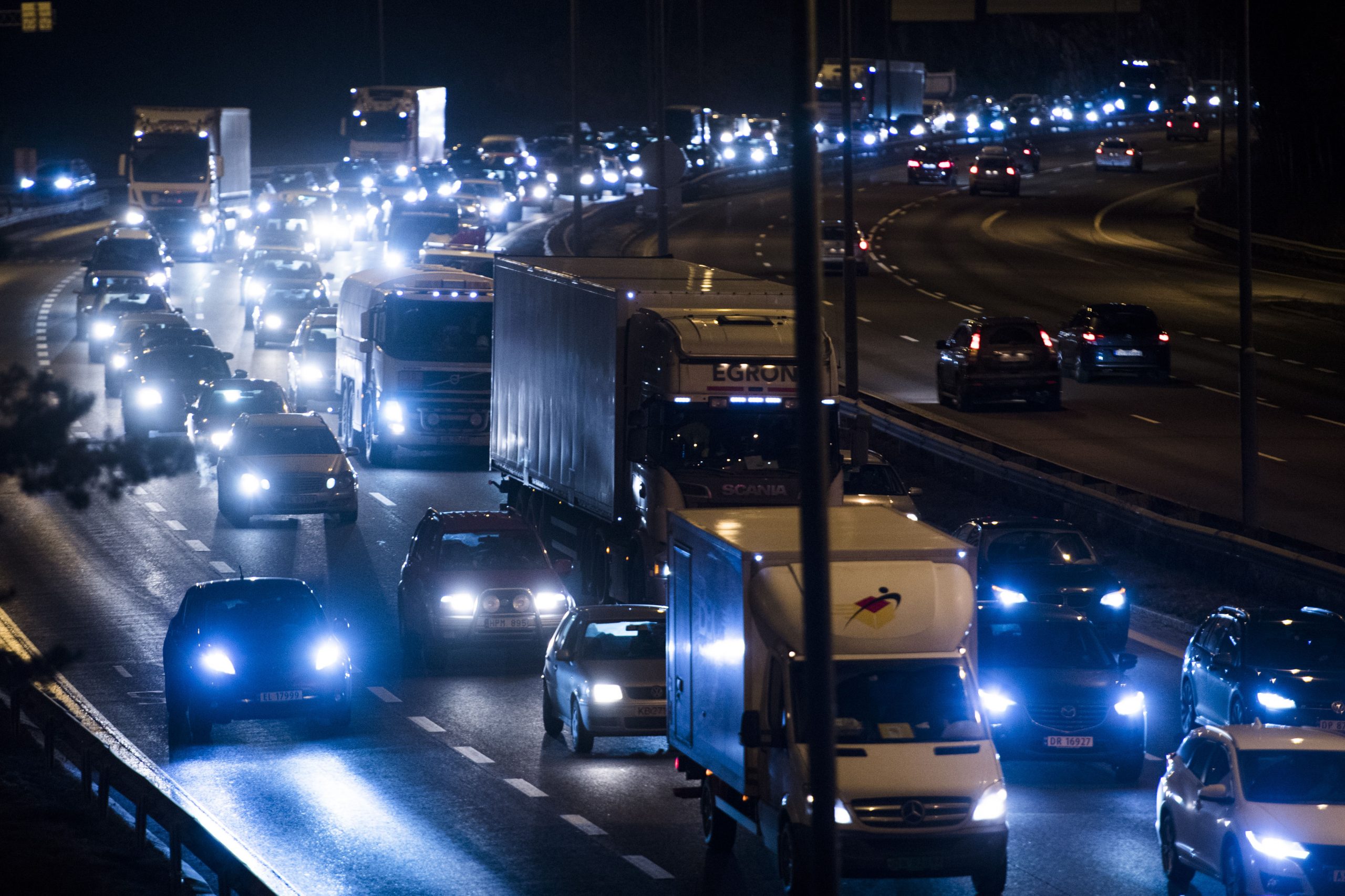 Les transports collectifs augmentent plus que les déplacements de passagers 4 Les transports collectifs augmentent plus que les déplacements de passagers - 3