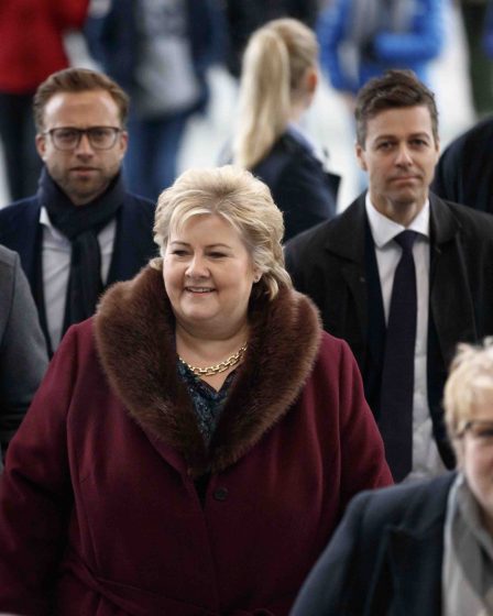 Erna Solberg défend des milliards contre les routes et les armes 23 Erna Solberg défend des milliards contre les routes et les armes - 22