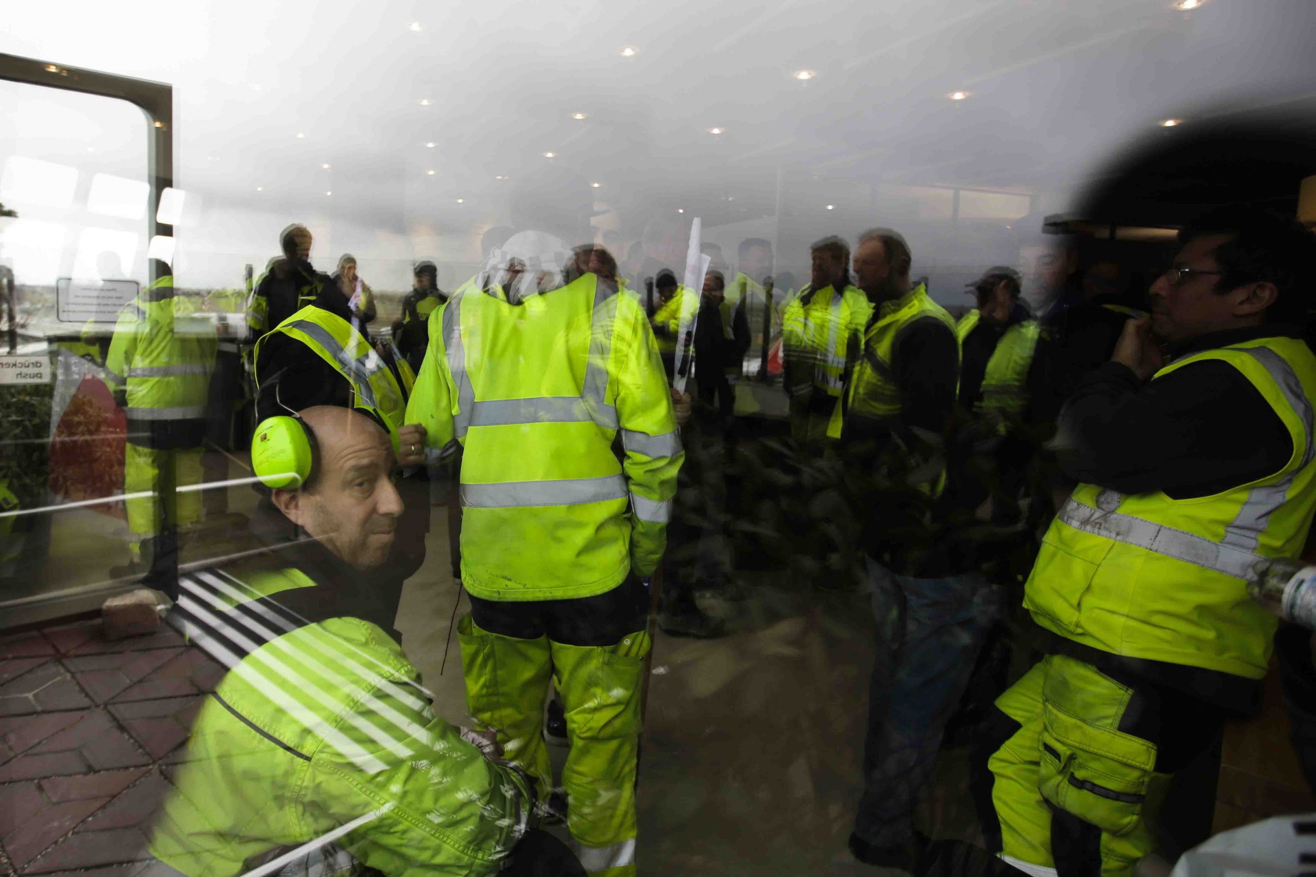 La grève à l'aéroport de Berlin prolongée jusqu'à mercredi 4 La grève à l'aéroport de Berlin prolongée jusqu'à mercredi - 3
